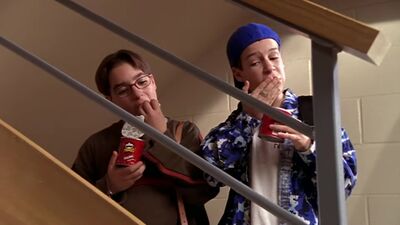 frame_029.jpg