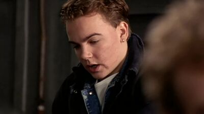 frame_010.jpg