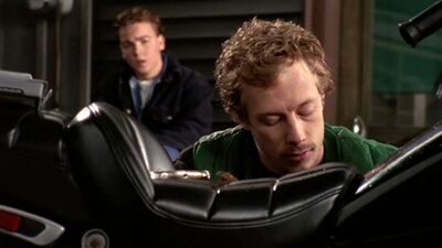 frame_011.jpg