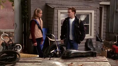 frame_052.jpg