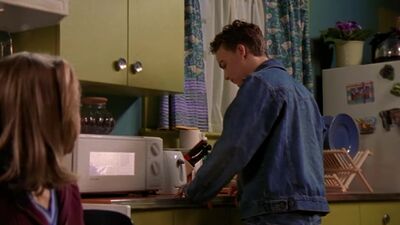 frame_075.jpg