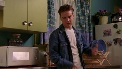 frame_077.jpg