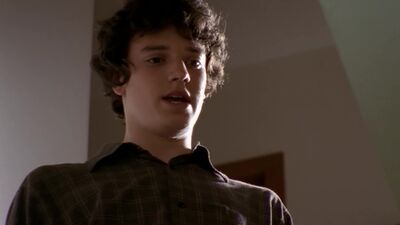frame_203.jpg