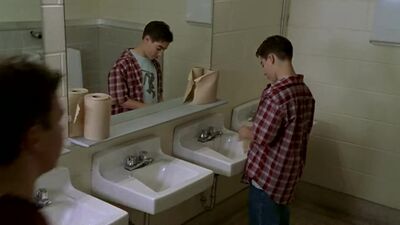 frame_104.jpg