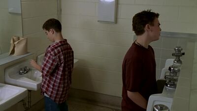 frame_105.jpg