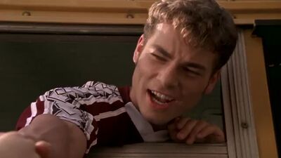 frame_040.jpg