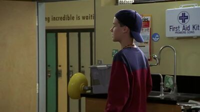 frame_027.jpg