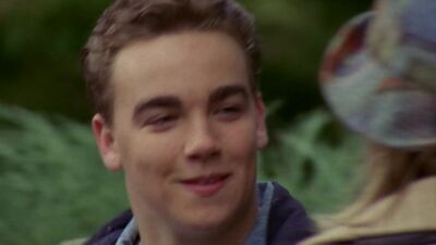 frame_057.jpg