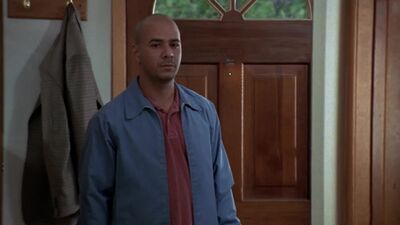 frame_077.jpg