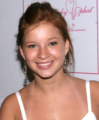 Stacey Farber at Teen People’s 2nd Annual Young Hollywood Party – August 13, 2005
Stacey Farber attends Teen People’s 2nd Annual Young Hollywood Party at the Cabana Club in Hollywood, California on August 13, 2005.
Keywords: Stacey Farber;Teen People;Young Hollywood;Cabana Club;Hollywood;2005